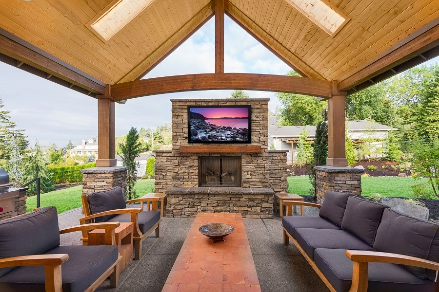 Outdoor Living Spaces: Crafting Your Personal Haven for Relaxation and Connection
